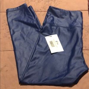NWT Zyia Blue Metallic LightnTight Hi-Rise 7/8 24”
